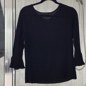 💖black ruffle sleeve pullover💖